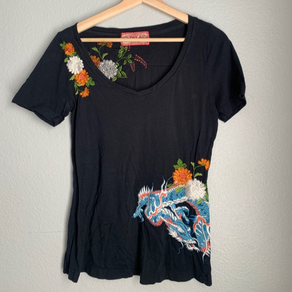 Johnny Was | Black Embroidered Dragon Flower Tee